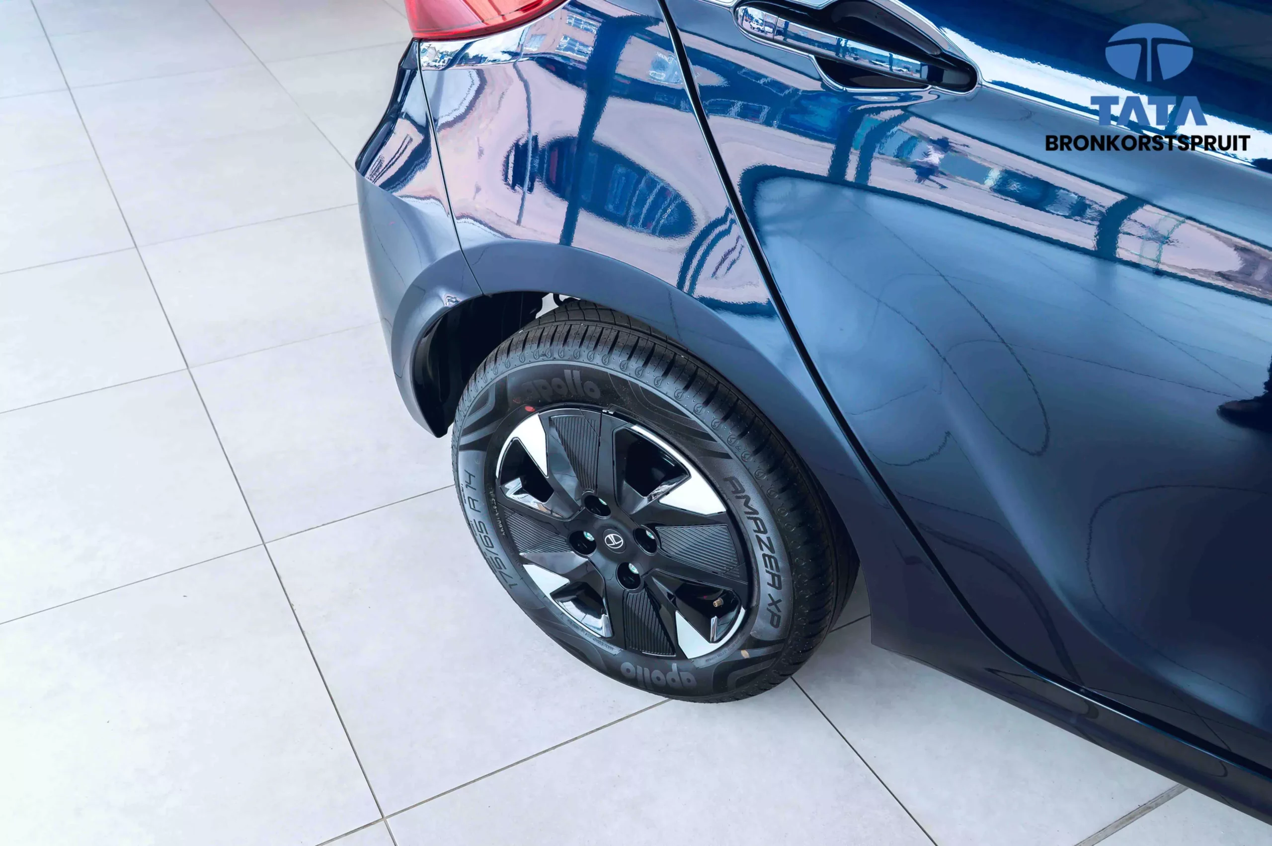 Vehicle Image for 3/3for Tata Tiago 1.2 XT auto (automatic | petrol)