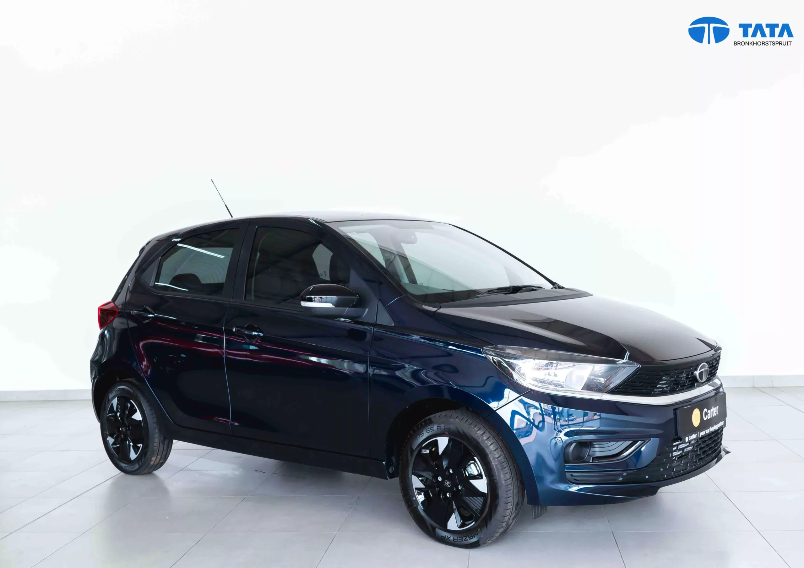 Vehicle Image for 1/3for Tata Tiago 1.2 XT manual (manual | petrol)